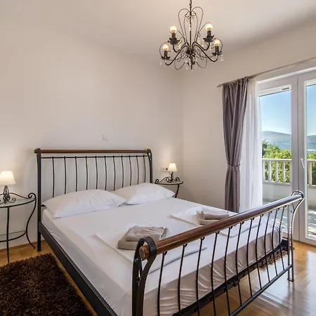 Calluna * Трогир