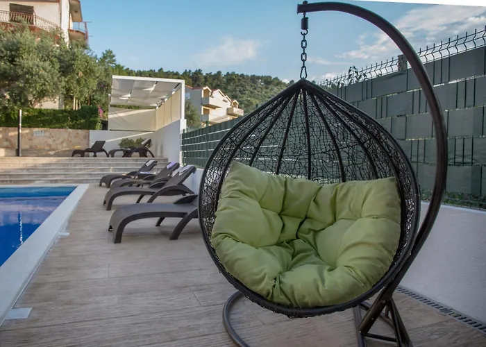 Calluna Трогир