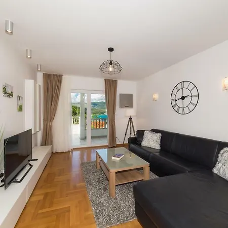 Calluna 别墅 特罗吉尔