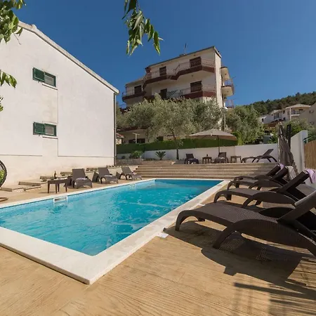 Calluna Villa *